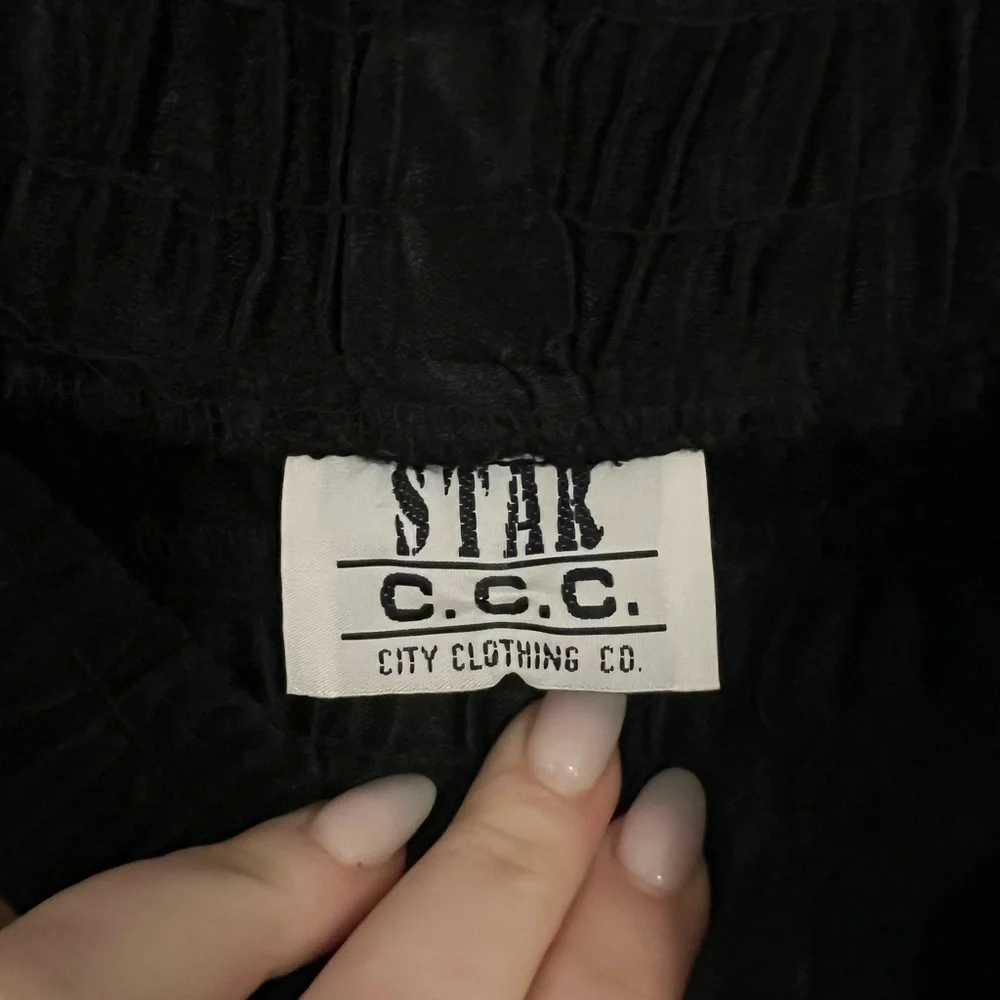 Wide Leg Black Vintage Pants size Medium